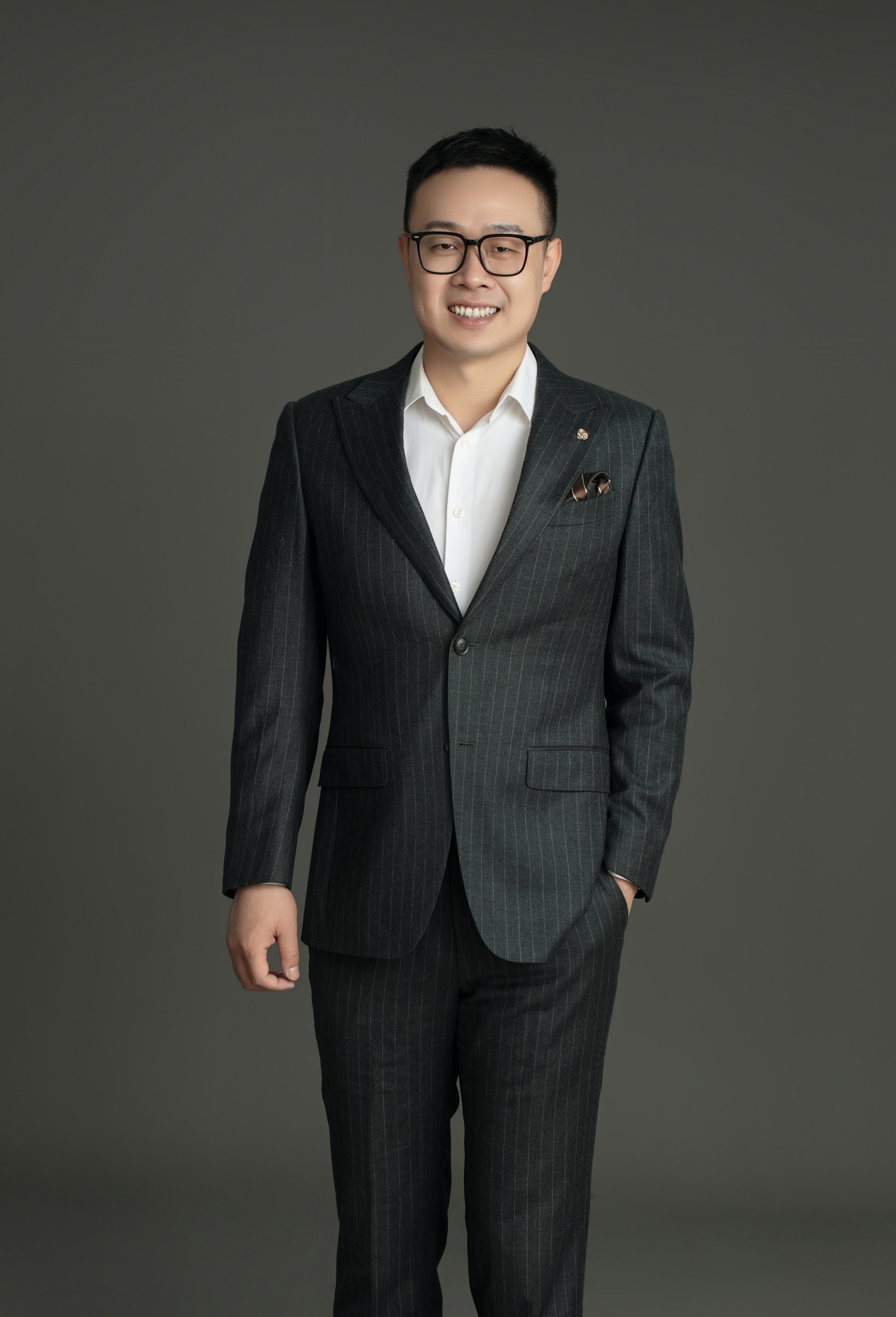 执行总裁 李金山